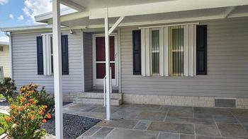 Thumbnail of mobile home