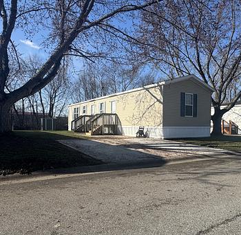 Thumbnail of mobile home