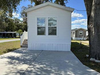 Thumbnail of mobile home
