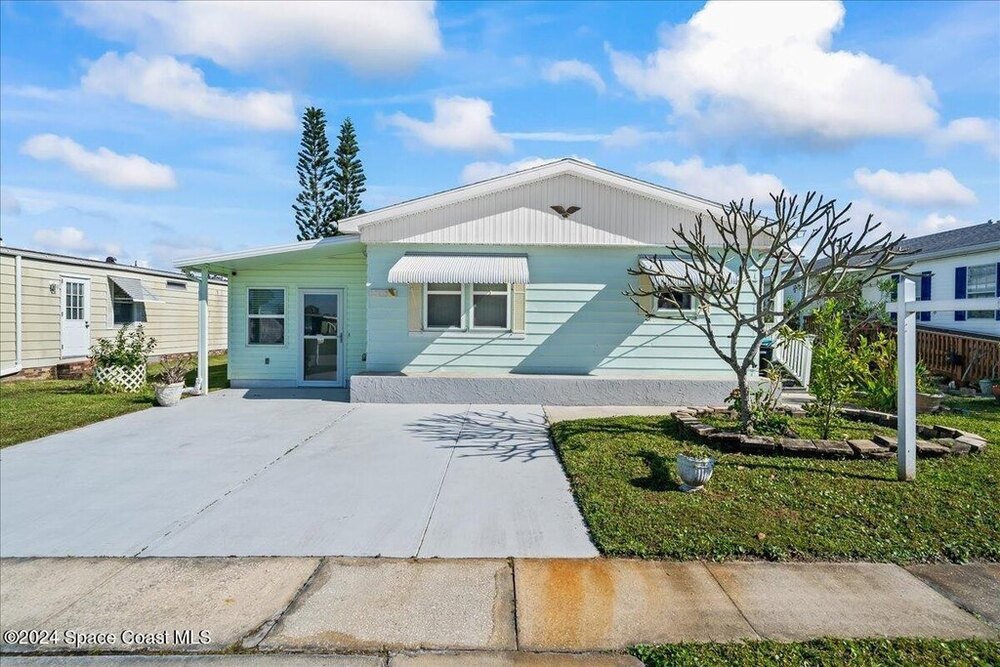 Photo of Mobile Home