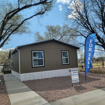 Thumbnail of mobile home