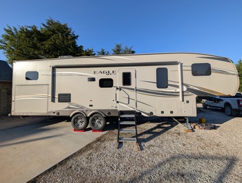 Thumbnail of RV