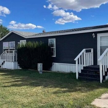 Thumbnail of mobile home
