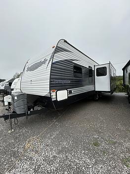 Thumbnail of RV