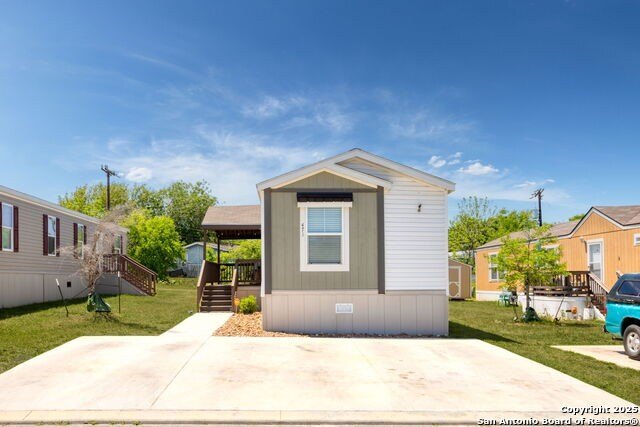 Photo of Mobile Home