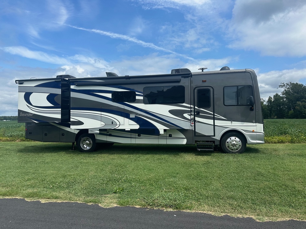Photo of Rv