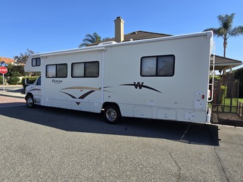 Thumbnail of RV