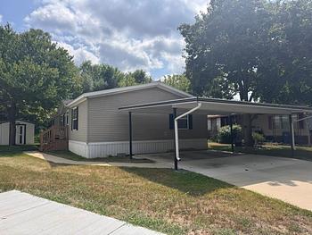 Thumbnail of mobile home