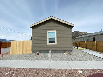 Thumbnail of mobile home