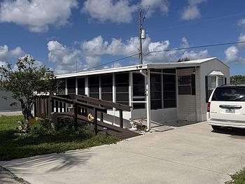 Thumbnail of mobile home