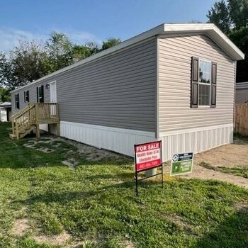 Thumbnail of mobile home