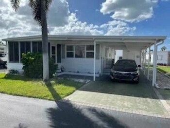 Thumbnail of mobile home