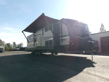 Thumbnail of RV