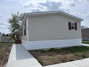 Thumbnail of mobile home