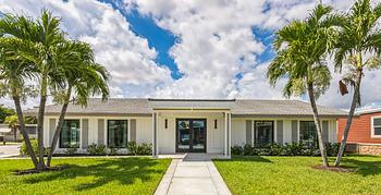 1701 NW 5th St Deerfield Beach FL 33442 USA Exterior IMG 5628