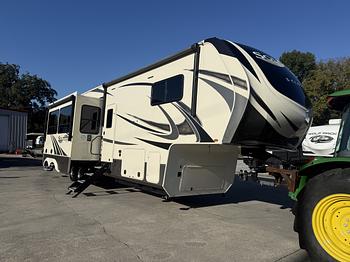 Thumbnail of RV