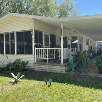 Thumbnail of mobile home