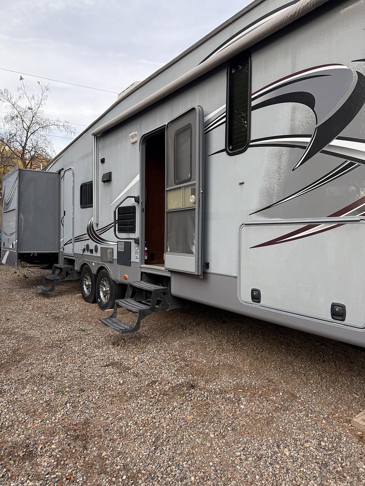 Photo of Rv
