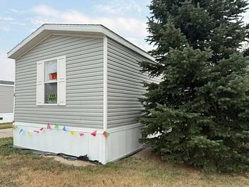 Thumbnail of mobile home