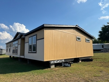 Thumbnail of mobile home