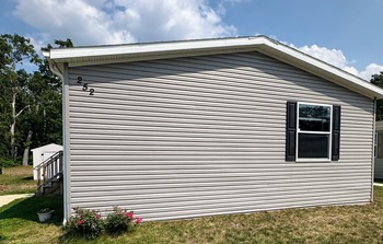 Thumbnail of mobile home
