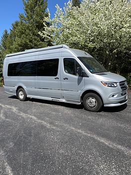 Thumbnail of RV