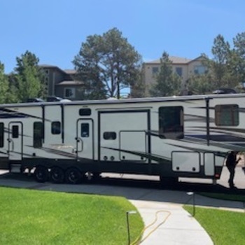 Thumbnail of RV