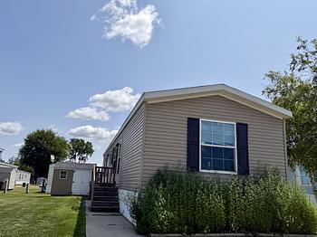Thumbnail of mobile home