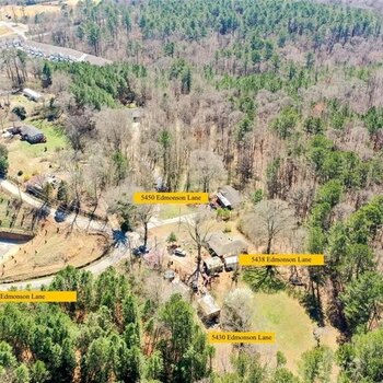 Thumbnail of mobile home lot