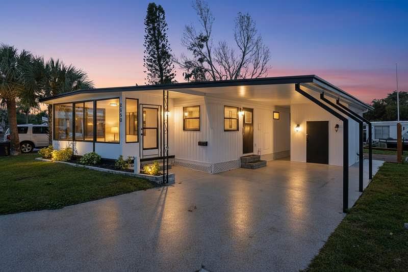 Photo of Mobile Home