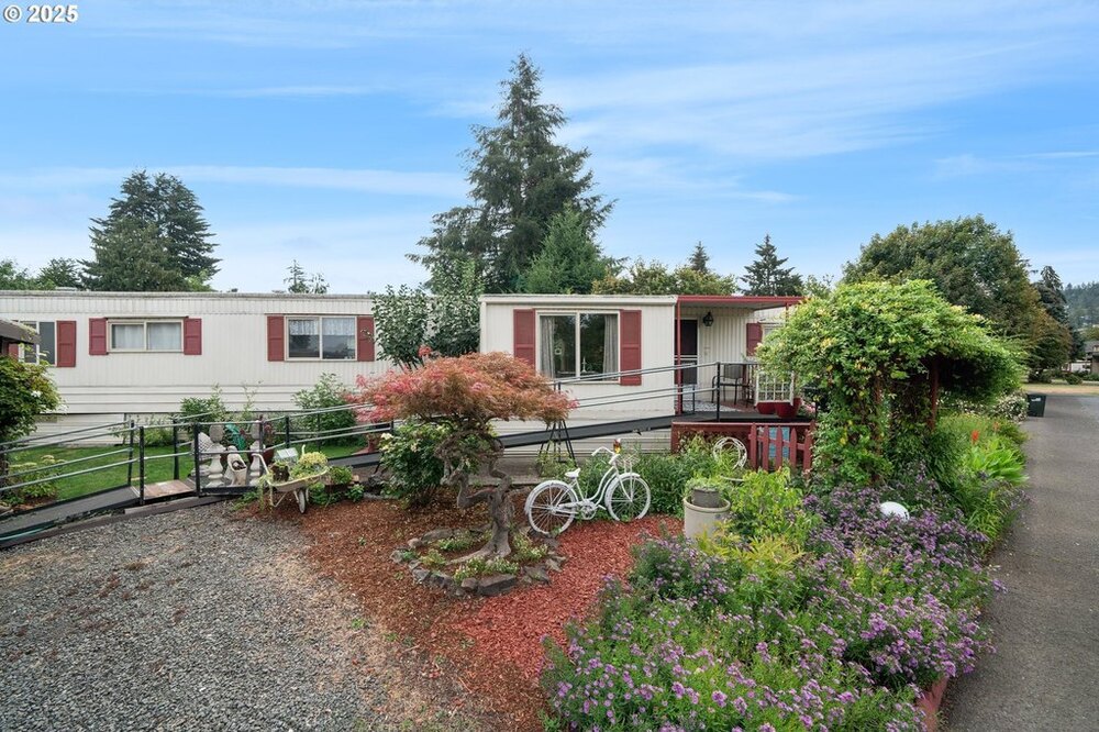 Photo of Mobile Home