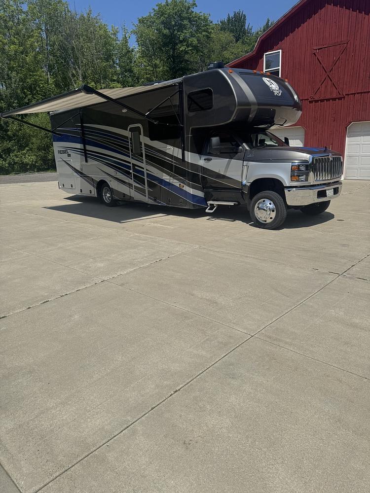 Photo of Rv