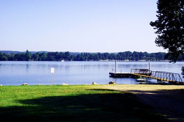 The courtesy dock