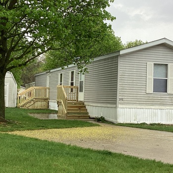 Thumbnail of mobile home