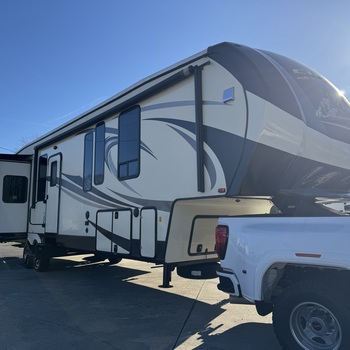Thumbnail of RV