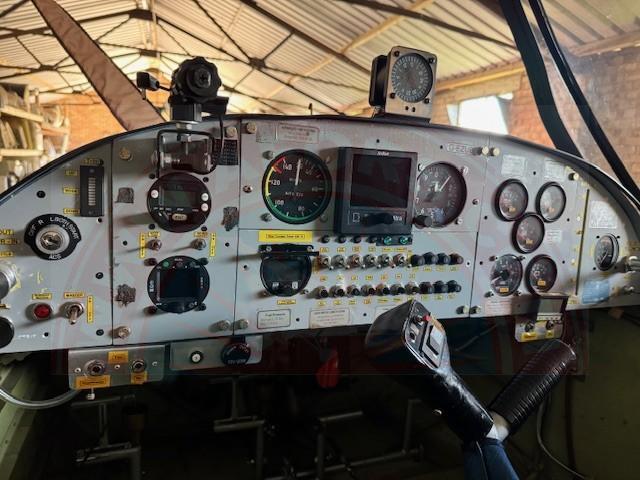 e51a6ecd-2cdf-11f0-87ea-b4e35605155b