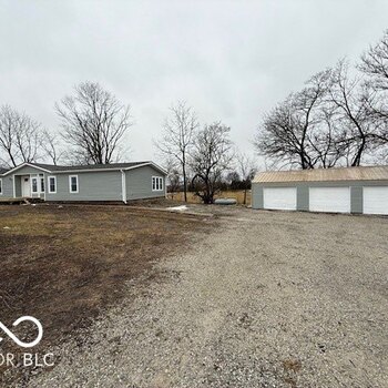 Thumbnail of mobile home