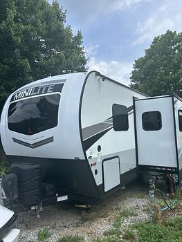 Thumbnail of RV