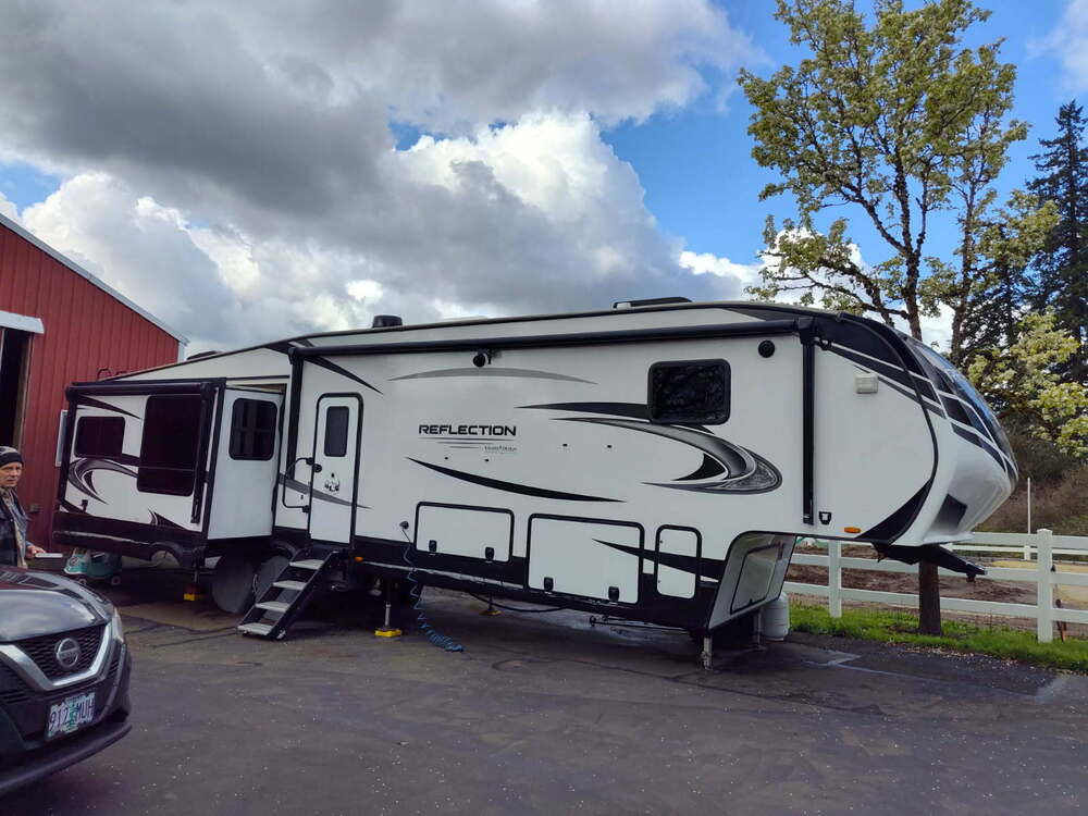 Photo of Rv