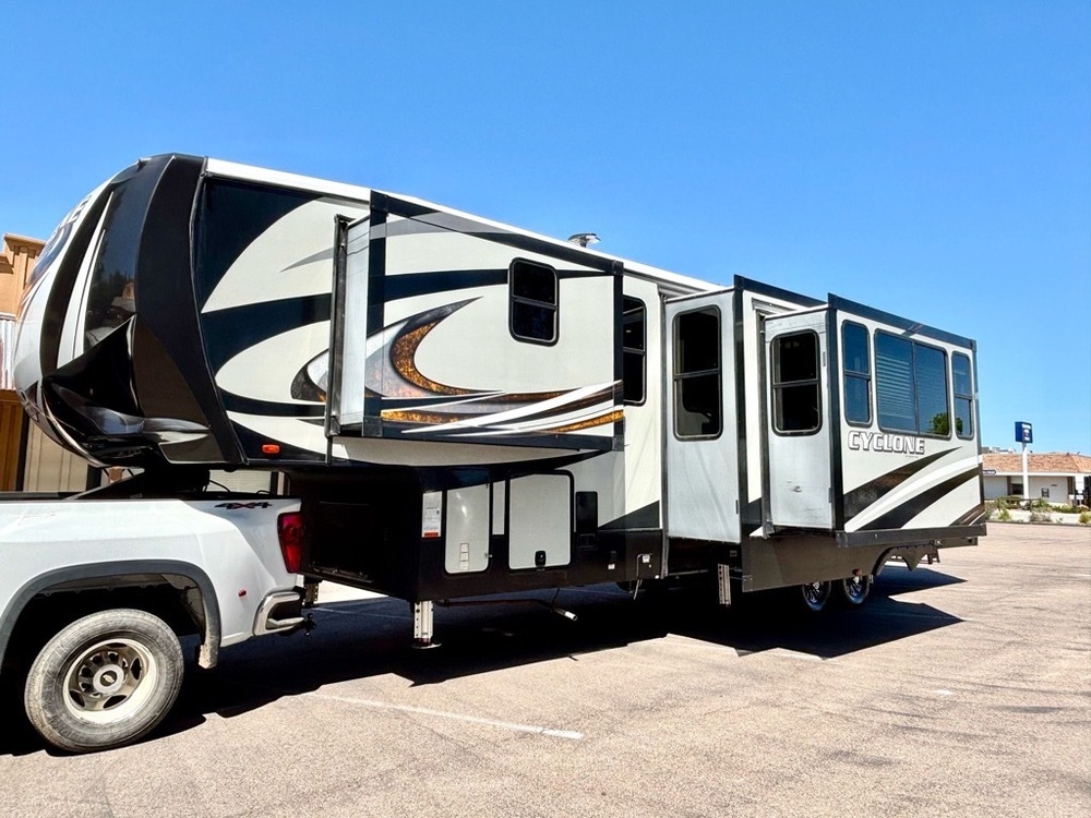 Photo of Rv