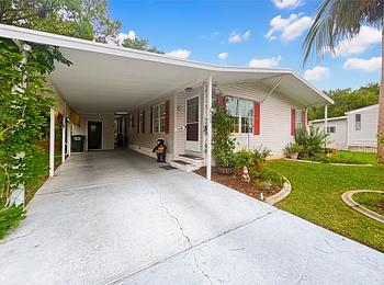 Thumbnail of mobile home
