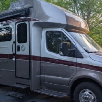 Thumbnail of RV