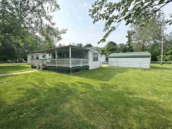 Thumbnail of mobile home