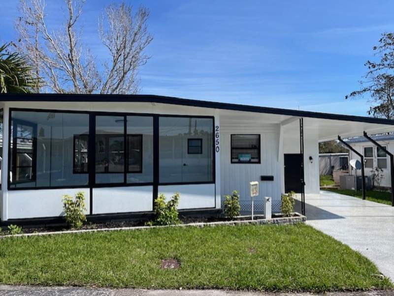 Photo of Mobile Home
