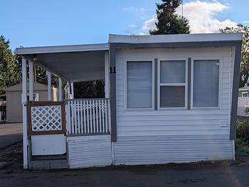 Thumbnail of mobile home