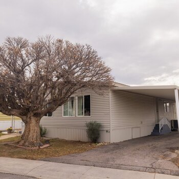 Thumbnail of mobile home