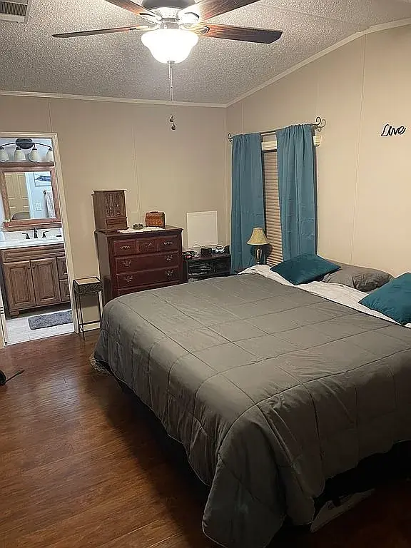 Strawberry Ridge Village