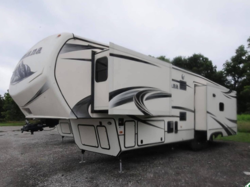 Photo of Rv