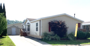 Thumbnail of mobile home