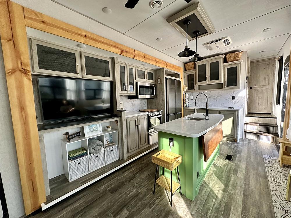 Photo of Rv